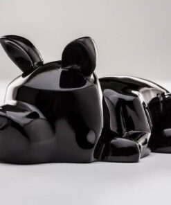 Alternative view of Poren Huang - Waiting (small)